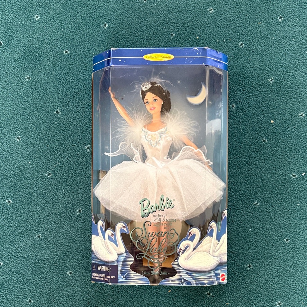 Barbie Swan Lake Collector Edition Doll New in Box